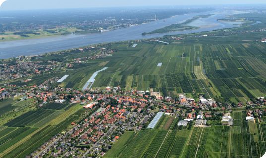 Blick von oben über das Alte Land